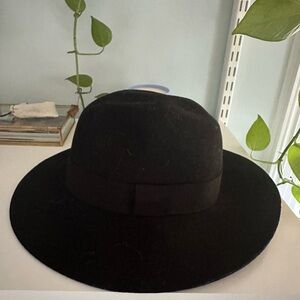 Pantropic Black Felt Hat